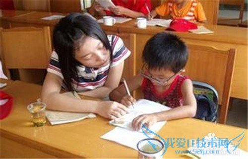 如何正确对待孩子补课