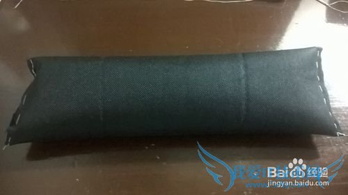 废物利用做睡觉用腰垫