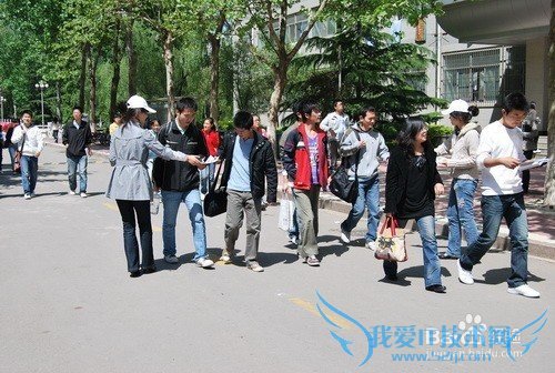 工作期间,如何有效派发宣传单页