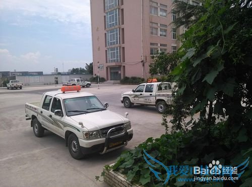 如何选择驾校考驾照?