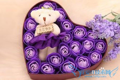 怎样让她有一个难忘的生日