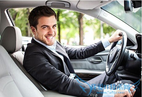 如何开车可以省油