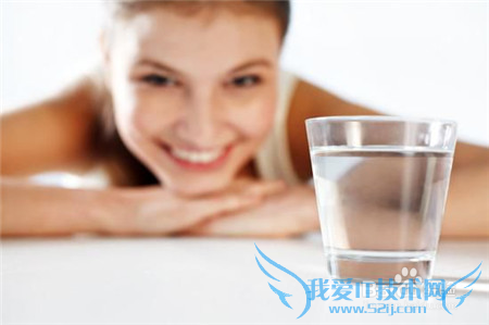 如何给肌肤补水 分享备受恩宠的补水小妙招