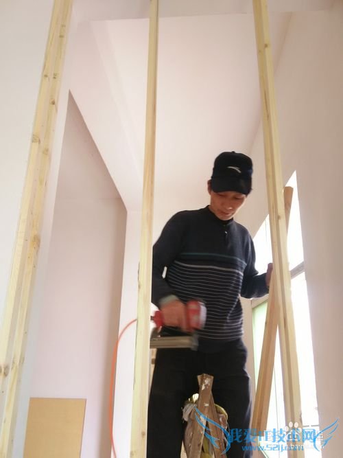 木工装潢简单隔墙