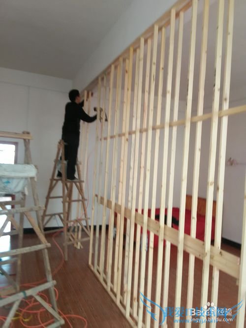 木工装潢简单隔墙