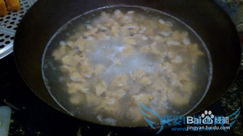 万圣节:怎么做南瓜面疙瘩汤?(图)