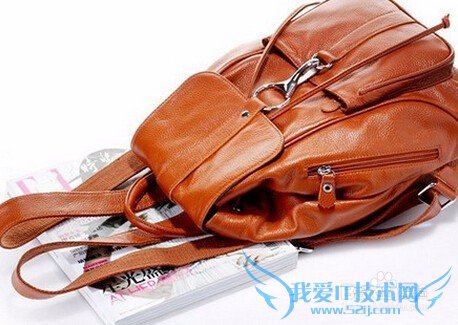 今天告诉你,双肩包不是学生才有的专利