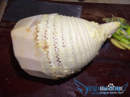 炒菜技能必备之笋片莴苣香菇炒肉