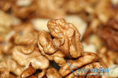 教你怎么吃核桃