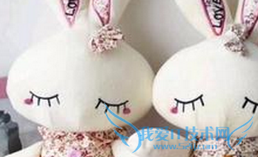 圣诞节送女生什么礼物?