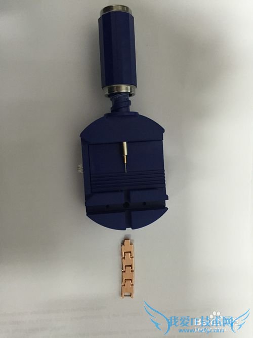 手表买大了,怎样拆掉一节手链