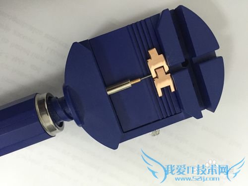 手表买大了,怎样拆掉一节手链