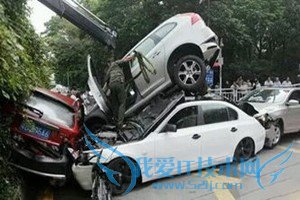 遇到刹车失灵不要慌 学会这几招可以保命