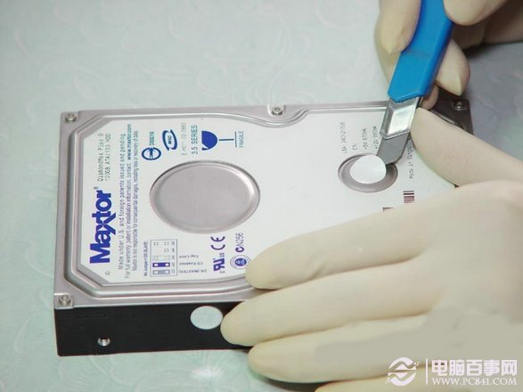 硬盘怎么拆解 硬盘开盘数据恢复教程